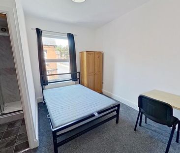 4 bedroom house to rent - Photo 3