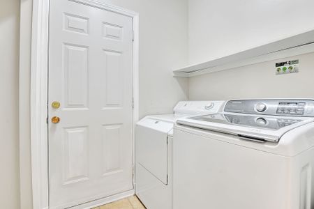 For Lease - 22 MOUNTAIN ASH Drive, Barrhaven, Ontario - Photo 2