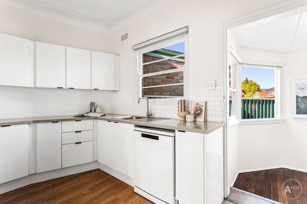 81 Hinkler Street, Maroubra NSW 2035 - House For Rent | Domain - Photo 1
