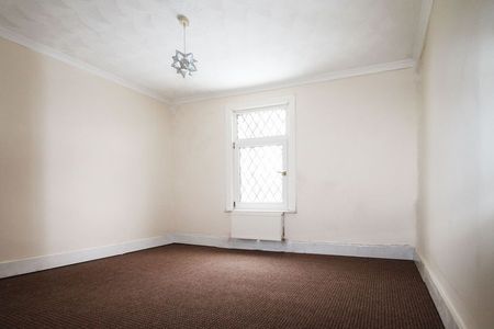 Layfield Road, Gillingham - Photo 2