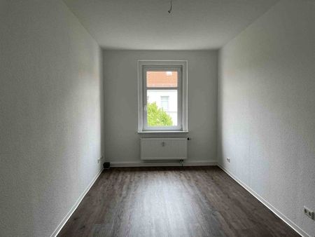 Mitten drin statt nur dabei: geräumige 4,5-Zimmer-Wohnung - Foto 4