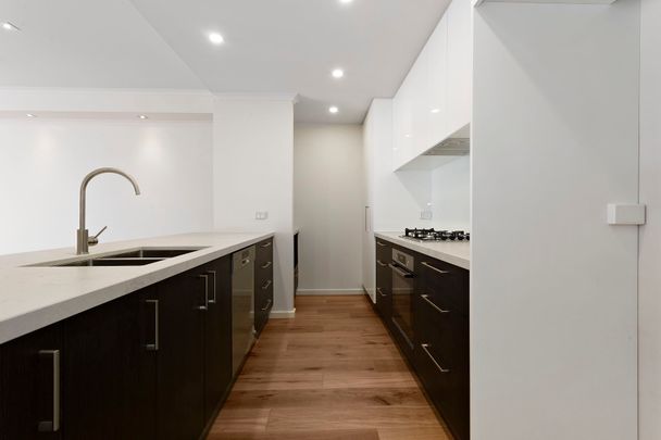 3b Cliff Street, South Yarra. - Photo 1