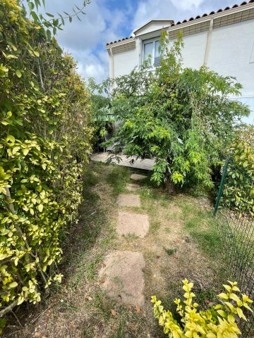 Location Appartement 5 pièces 138m² MERIGNAC 33700 - Photo 5