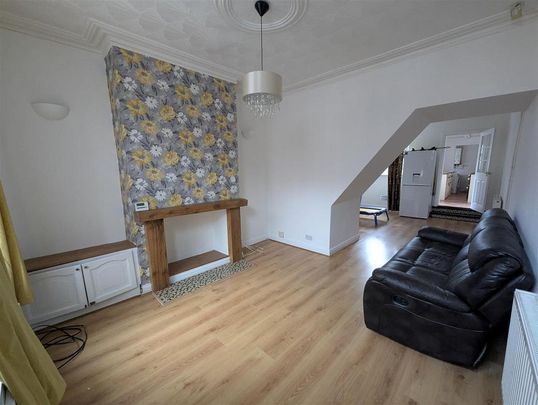 2 bedroom terraced house to rent - Photo 1