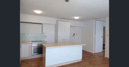 Your Dream Coastal Retreat Awaits! - Photo 3