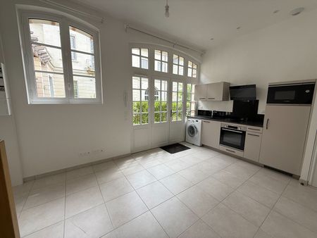Location Appartement 2 pièces 32m² - Photo 3