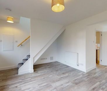 2 bedroom semi-detached house to rent - Photo 1