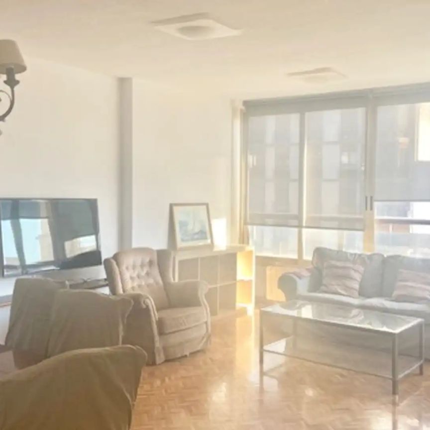 Piso de alquiler en Avenida de Federico Soto, Ensanche - Diputación - Photo 1