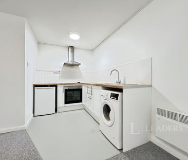 flat to rent Denmark Villas, Hove, East Sussex - Photo 6
