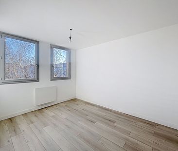 Location Appartement 3 pièces 72m² - Photo 2