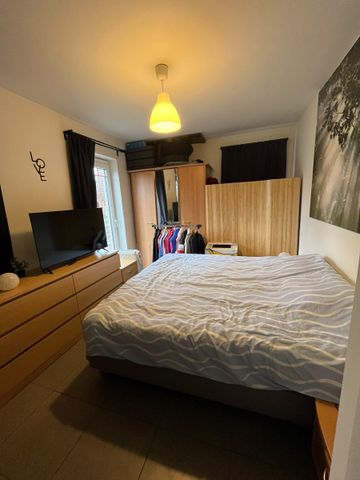 Gelijkvloersappartement met 1 slaapkamer en staanplaats - Photo 4
