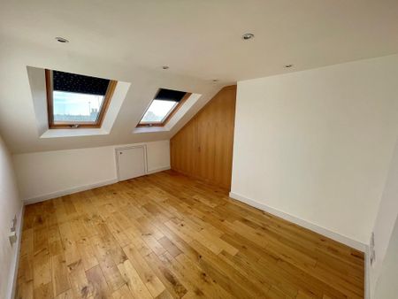 4 bedroom terraced house to rent - Photo 3