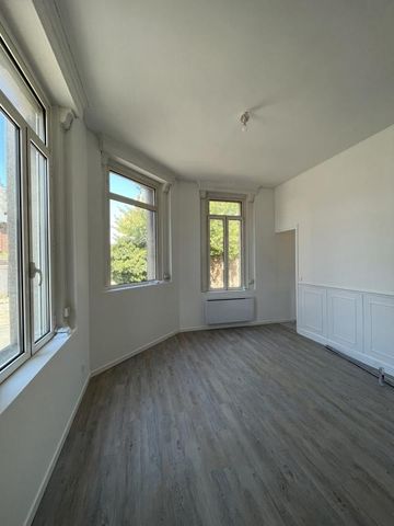 Location Appartement 4 pièces 80m² CAUDRY 59540 - Photo 2