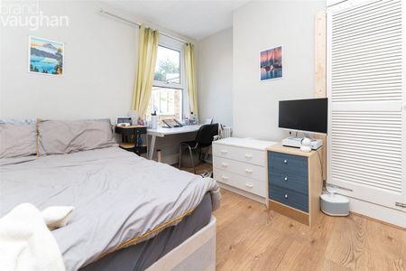 5 bedroom terraced house to rent - Photo 5