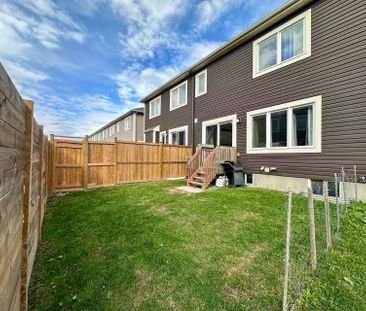 For Lease - 707 Logperch Circle, Barrhaven, Ontario - Photo 4