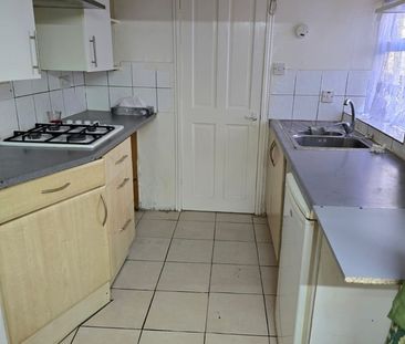 1 Bed Flat, Herbert St, E13 - Photo 3