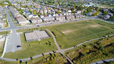 For Lease - 90 NEPETA Crescent, Blossom Park - Airport and Area, Ontario - Photo 2