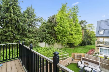 5 bedroom end of terrace house to rent - Photo 5