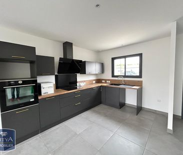 Location Maison 4 pièces 85m² AIGREFEUILLE D AUNIS 17290 - Photo 1