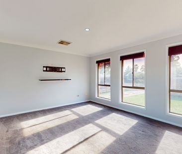 Charming 3-Bedroom Home in a Quiet Location - Photo 5