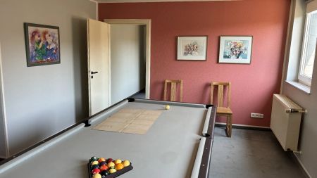 Krefeld Dießem-Lemheide! Ca. 164m², 2 PKW-Stellplätze und Hinterhoflage, pauschale Miete! - Foto 2