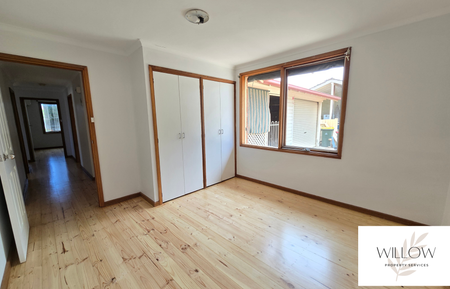 Freshly painted home in a great location! - Photo 5