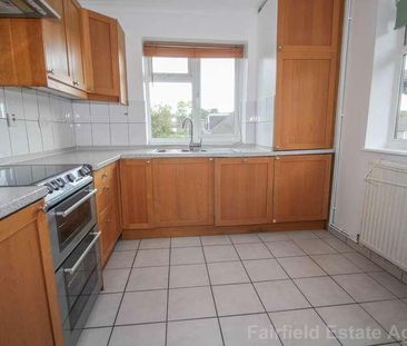 Chamberlain Way, Pinner, HA5 - Photo 6