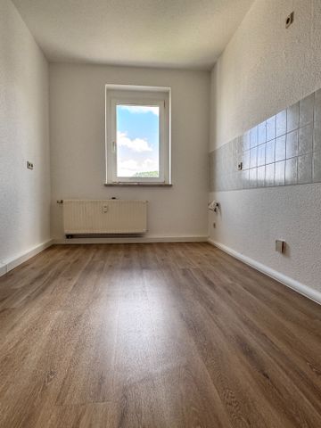 *** Renovierte 2-Raumwohnung im Zentrum | Dachgeschoss *** - Photo 4