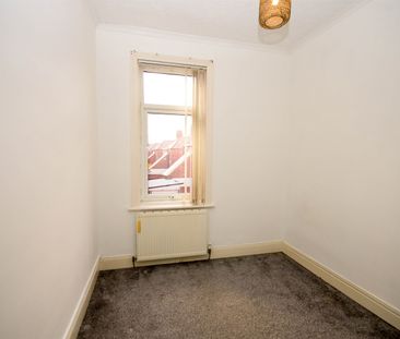3 bed flat to rent in Ashley Road, South Shields, NE34 - Photo 3