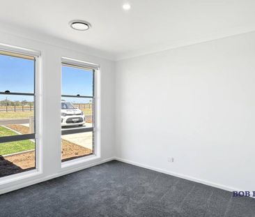 Stylish & Spacious Brand New Four Bedroom Home - Photo 5