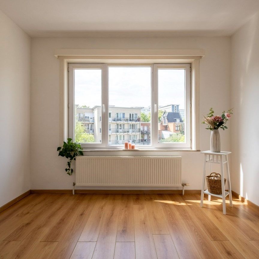 Zonnig en ruim appartement met twee slaapkamers - Foto 1