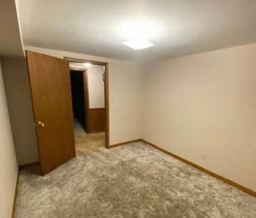 For Lease - 30 Blackthorn Lane, Brampton, Ontario - Photo 5