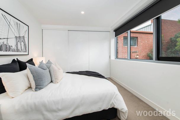 Two Bedroom Elegance in the Heart of Camberwell - Photo 1