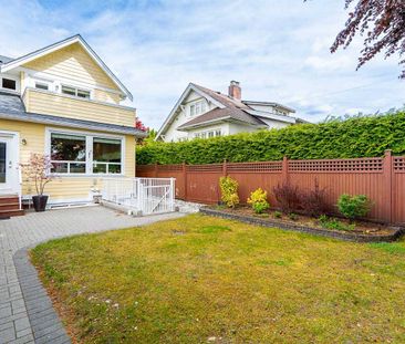 359 13th Street East town house — North Vancouver, BC (0-Bedroom) - 0 Bedroom - Photo 2