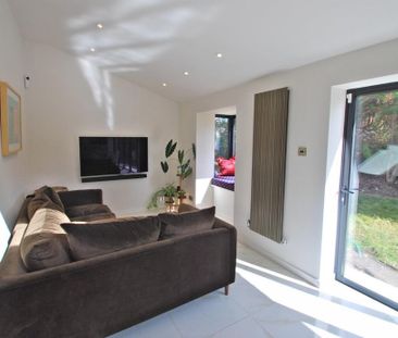 3 bedroom semi-detached house to rent - Photo 6