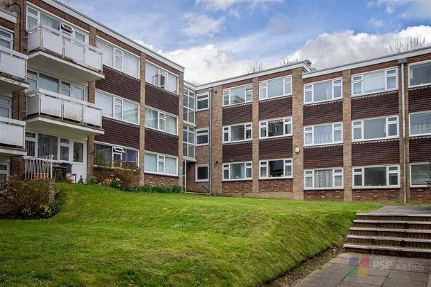 Garden Flat Jireh Court, Haywards Heath, RH16 - Photo 1