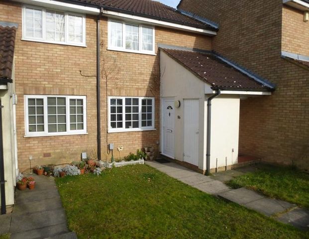 1 Bed Maisonette, Claverley Green, LU2 - Photo 1