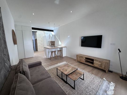 Location Appartement 1 pièce 45m² MONTPELLIER 34000 - Photo 1