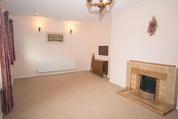 27 Strabane Road, Newtownstewart, BT78 4JY - Photo 1
