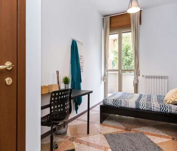 Viale Giovanni Vicini, Bologna, Emilia-Romagna 40134 - Photo 5