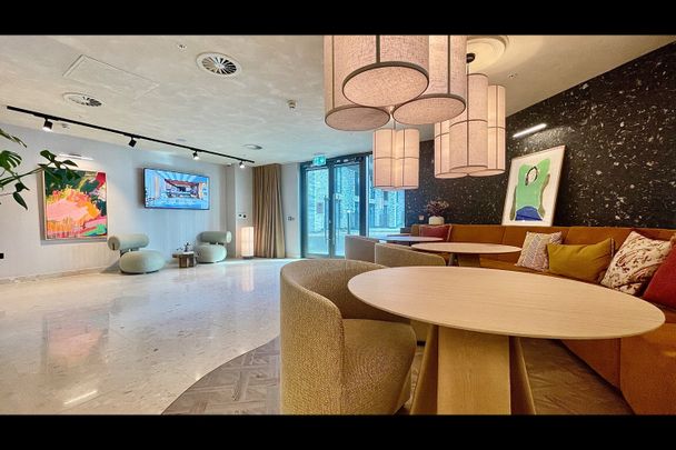 1 Bed Flat, Victoria Riverside, M4 - Photo 1