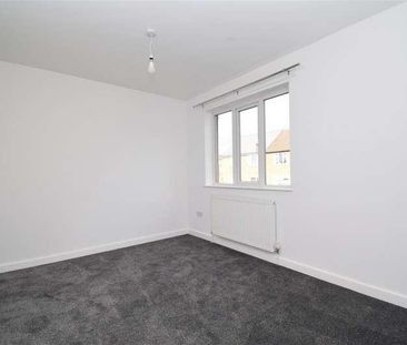 Derwent Road, Wakefield, WF2 - Photo 3