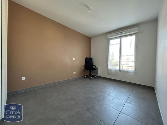 Location Appartement 3 pièces 64m² ROSNY SOUS BOIS 93110 - Photo 1