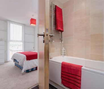 2 bedroom apartment to rent - Photo 6