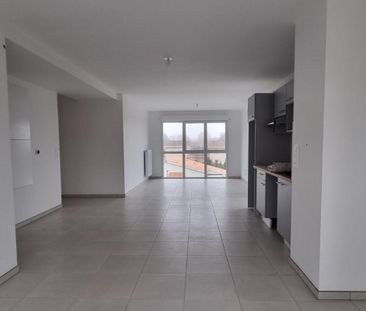Location Appartement 3 pièces 78m² CARIGNAN DE BORDEAUX 33360 - Photo 1