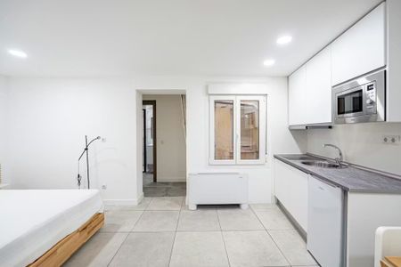 Calle del Arenal, Madrid, Community of Madrid 28013 - Photo 5