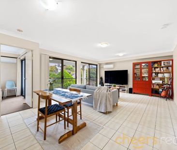 Unfurnished Two Bedroom Apartment Suitable for young family or frie... - Photo 1