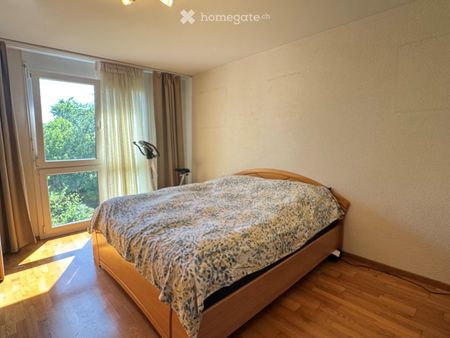 Attraktive 4.5-Zimmer-Wohnung im 2. OG mit grosszügigem Balkon - Photo 3