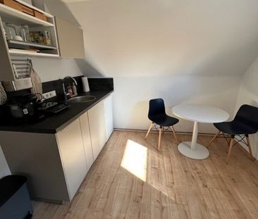 Miete inkl. Nebenkosten: 590 € pro Monat, plus Strom, plus Heizung - Photo 5