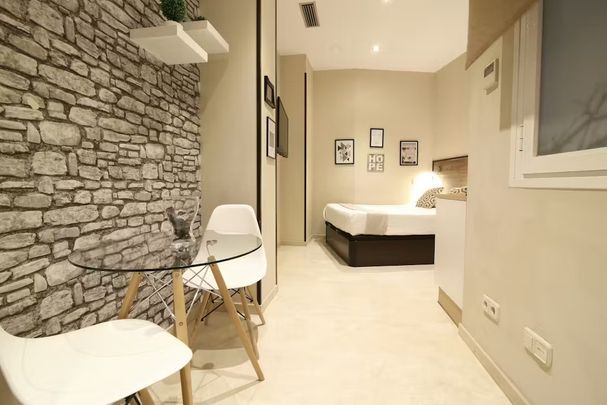 Calle de los Bordadores, Madrid, Community of Madrid 28013 - Photo 1